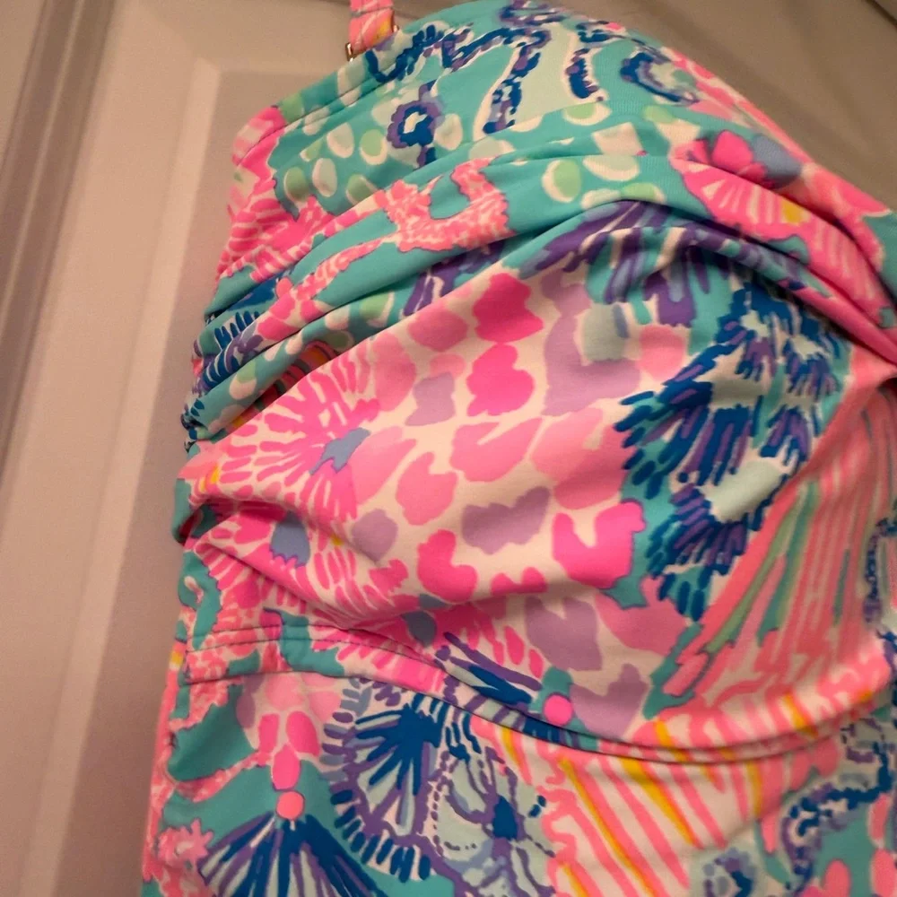 Lilly Pulitzer Bandeau Strapless Swimsuit with Halter Strap 14 - Picture 3 of 5